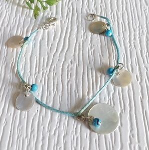 B953 Beach Vibes Handmade Blue Beaded and Shell Charm Bracelet Anklet